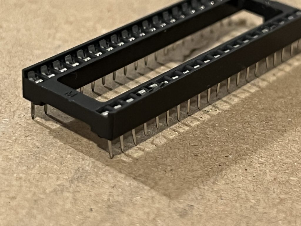 image of 40-pin socket for circuit board