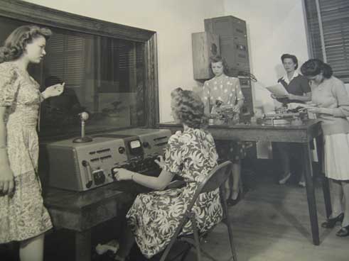 MWC 1940s radio station